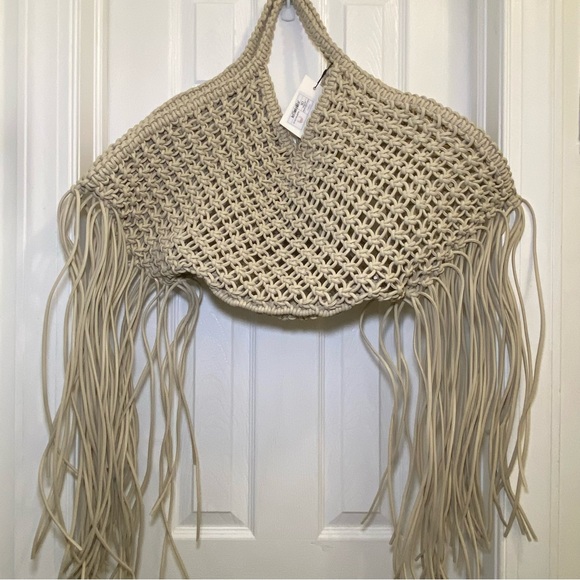 Yuzefi Large Woven Fringe Vegan Leather Tote Bag - Picture 4 of 7